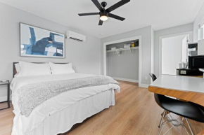 Detached 1 Bed 1 Bath In-law Suite 3 miles from Downtown!
